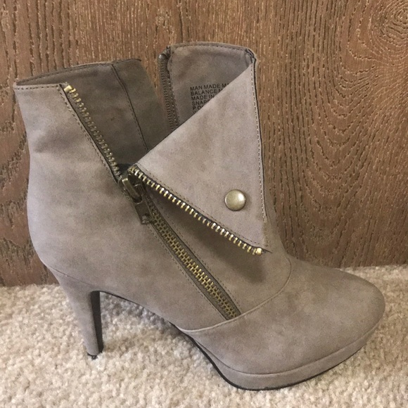 Zip Booties - Picture 2 of 7